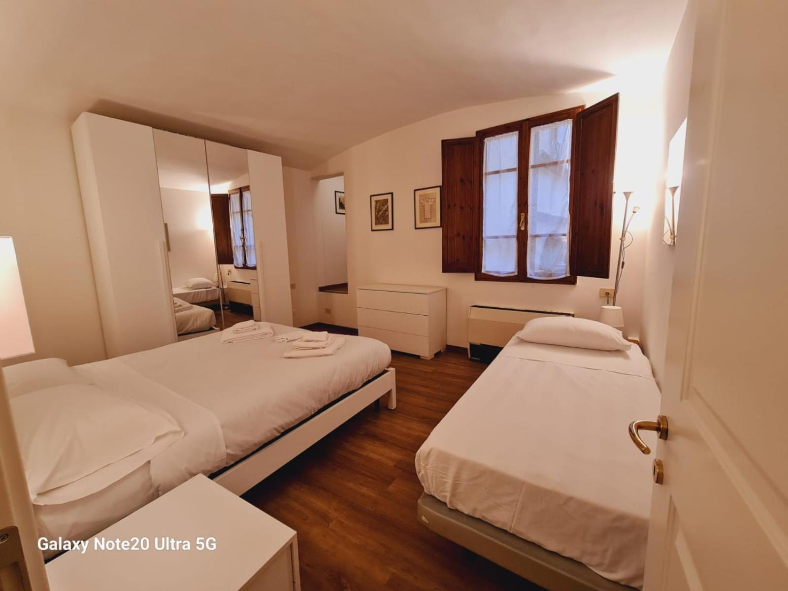 Apartments Close To Duomo Florença Quarto foto